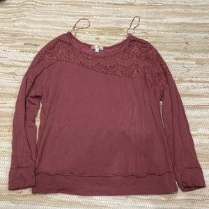 Long sleeve dusty pink top with lace